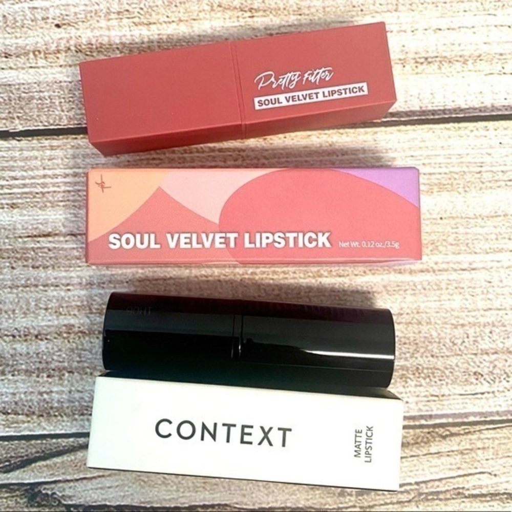 Touch in Sol Soul Velvet & Context Lipstick Lot